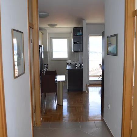 Quattro Apartament *