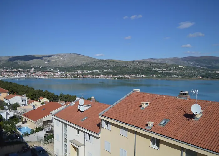 Quattro Trogir